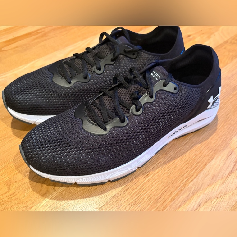 New Under Armour HOVR Sonic 4 Shoes
